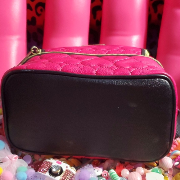 PURSE - Picture 8 of 16